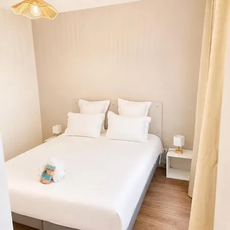 Radegonde - Terrasse Privee Et Climatisation Appartement *